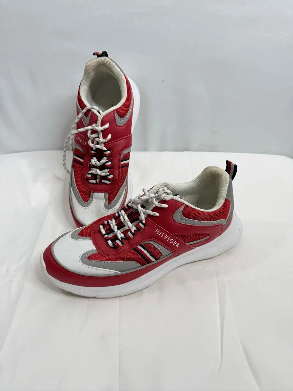 Tommy Hilfiger casual sneakers, size 10M
